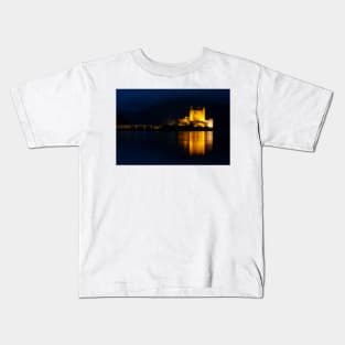 Eilean Donan Castle, Scotland Kids T-Shirt